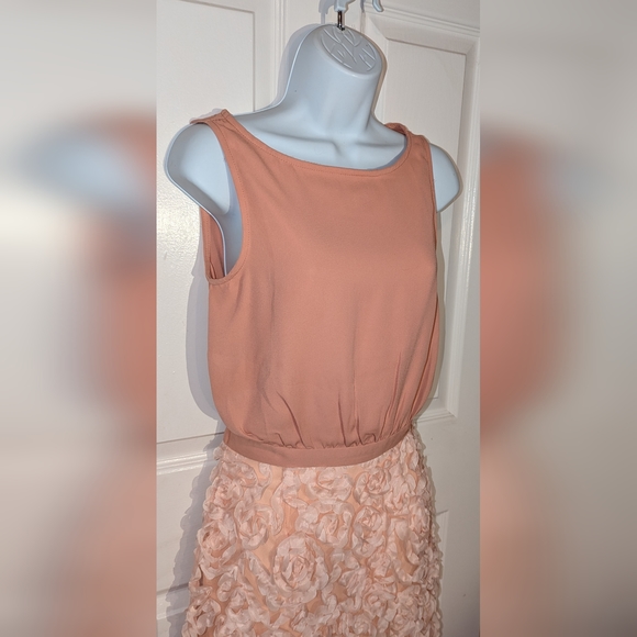 Angeleye of London Lace Dress - Picture 2 of 4